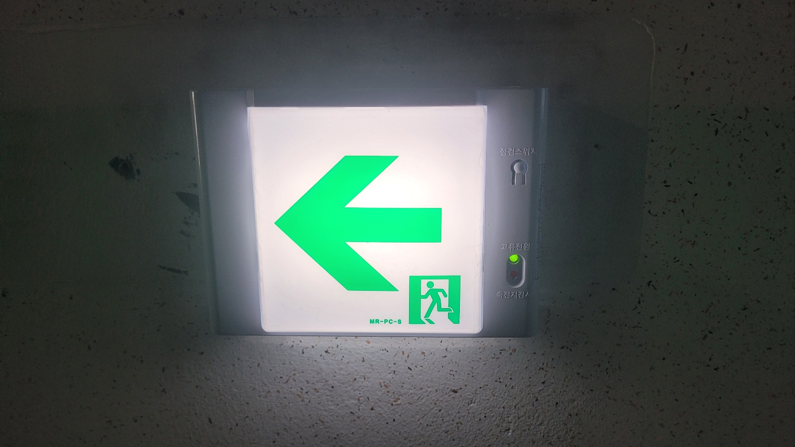 /user/w/woorim/editor/2601/78f243a4fc0b8cc9ed9d5fadcf2e9598_1767925207_7387.jpg 이미지크게보기
